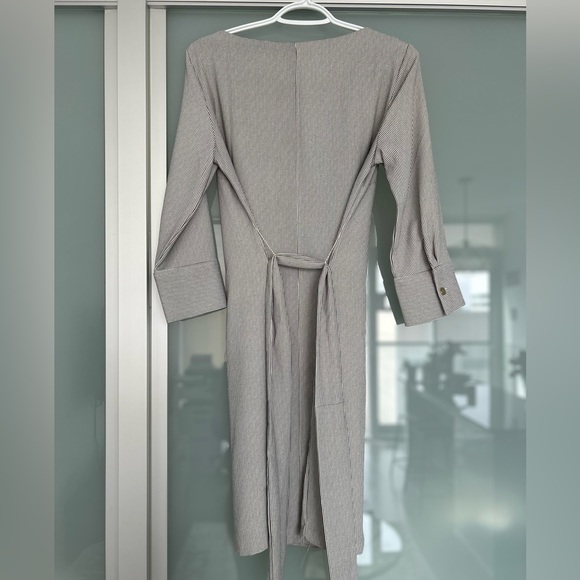 H&M Dress for the office - Picture 3 of 3